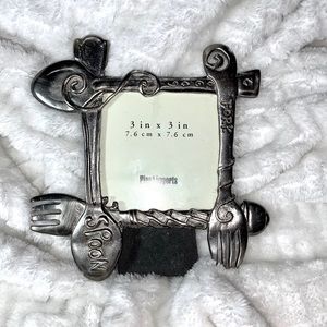 Pier 1 country kitchen themed picture frame 📷